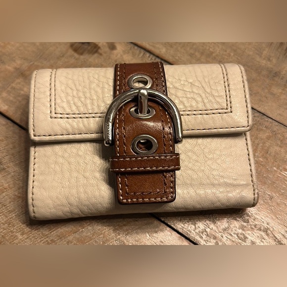 Vintage coach off white and brown wallet - Picture 2 of 11
